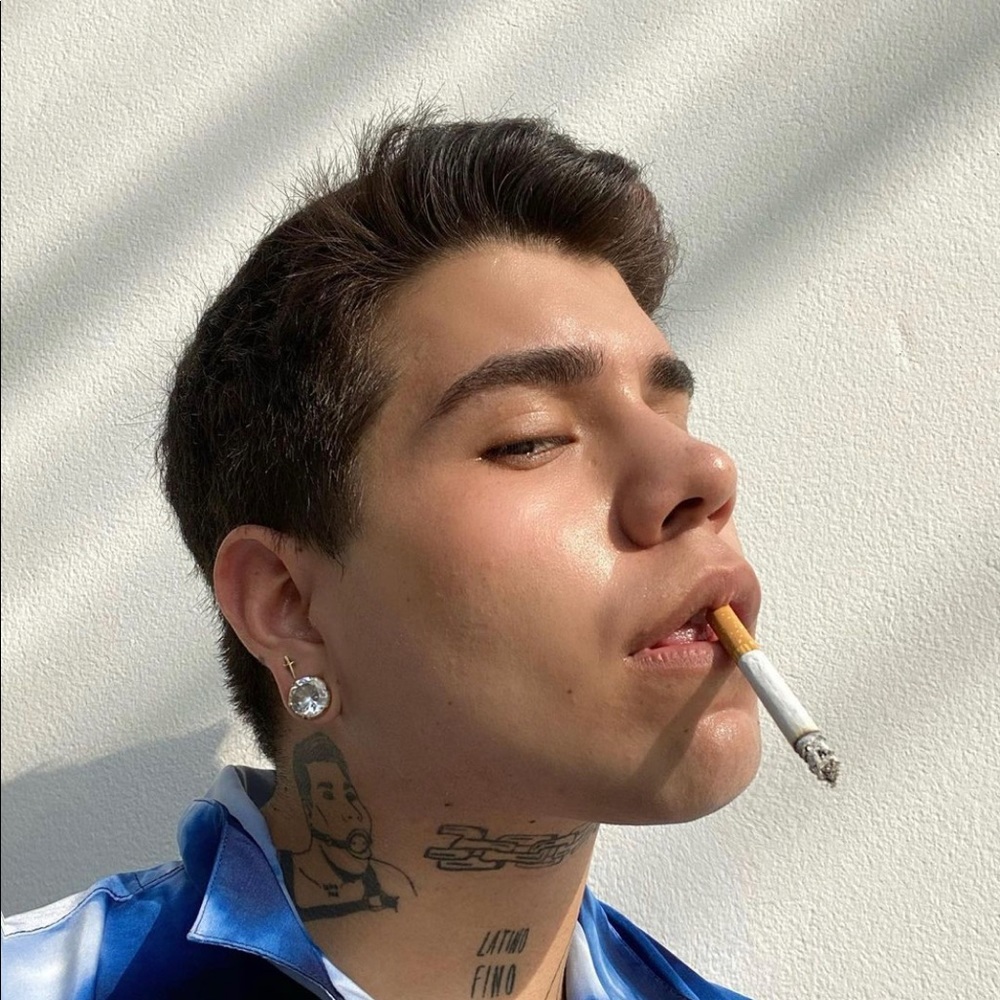 Meet your Posher, Diego